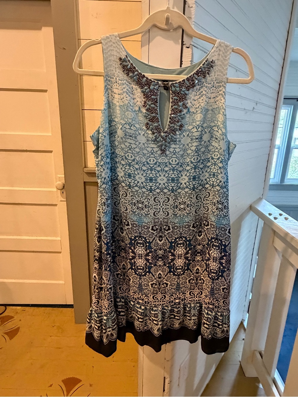 White House Black Market S Beaded Embellished Shift Dress